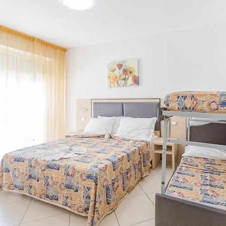 Hotel Bremen Rimini Eksteriør billede