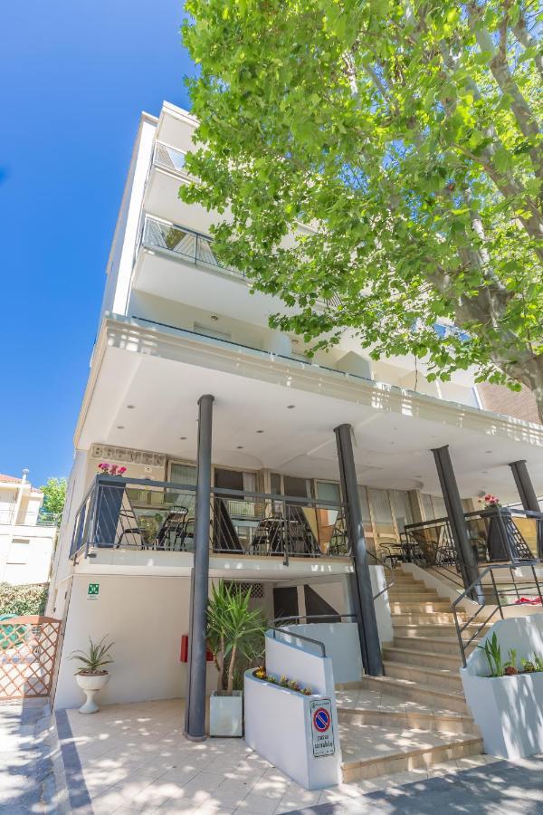 Hotel Bremen Rimini Eksteriør billede