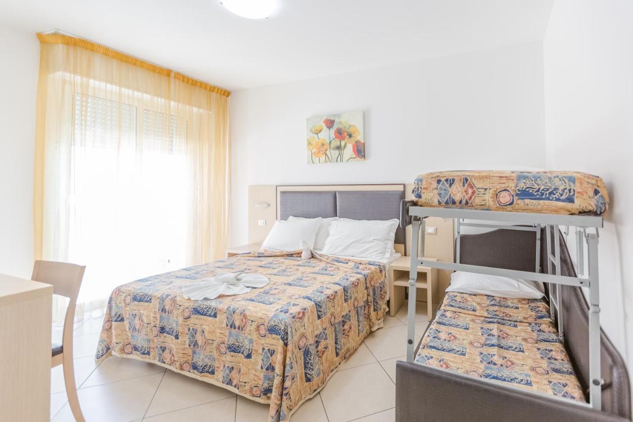 Hotel Bremen Rimini Eksteriør billede