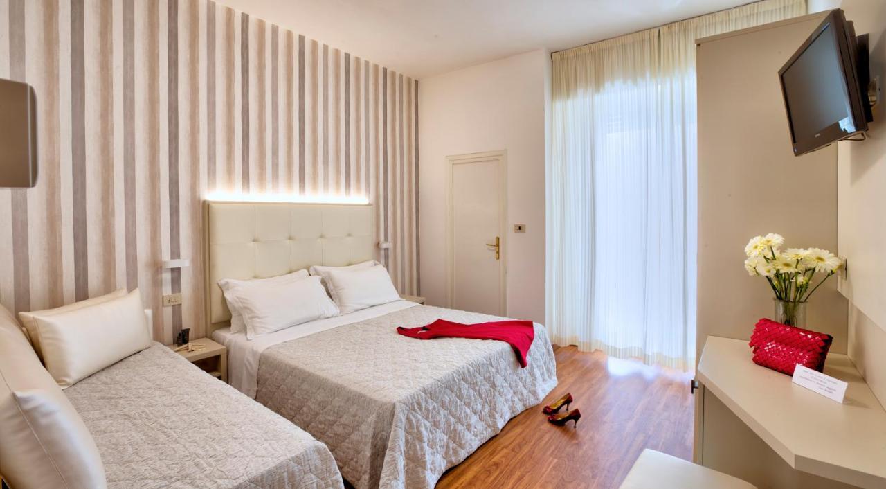 Hotel Bremen Rimini Eksteriør billede