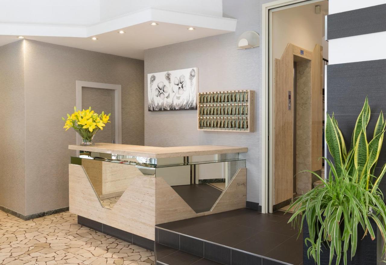 Hotel Bremen Rimini Eksteriør billede