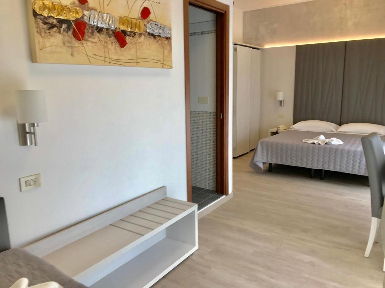 Hotel Bremen Rimini Eksteriør billede