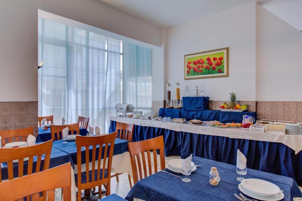 Hotel Bremen Rimini Eksteriør billede